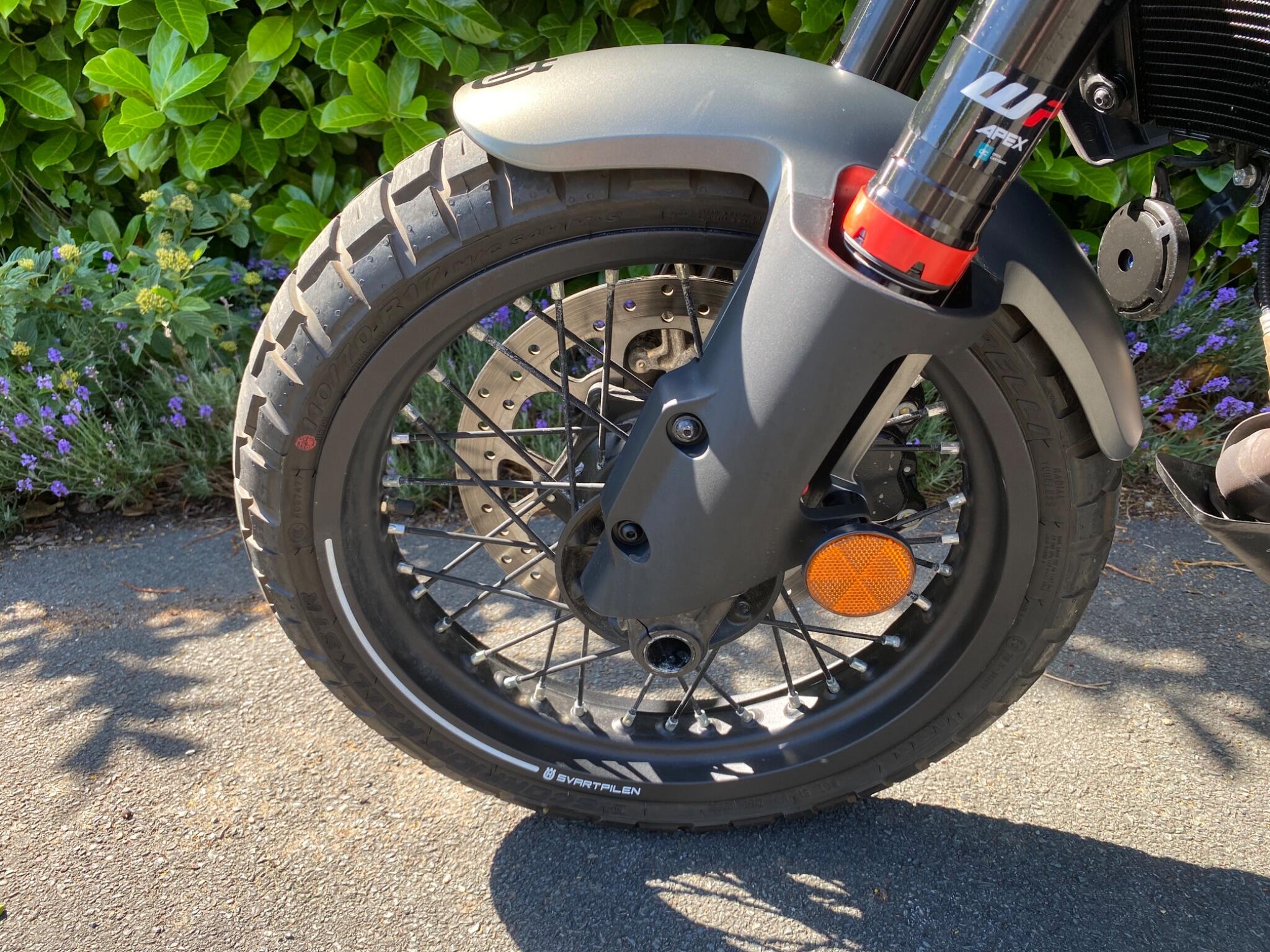 2024 24 Reg Husqvarna Svartpilen 401